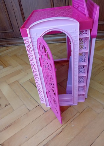 Barbie barbıe evi