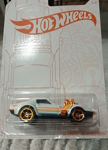 Hot wheels 