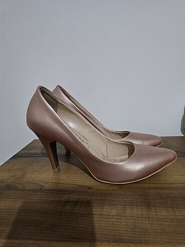Tertemiz stiletto