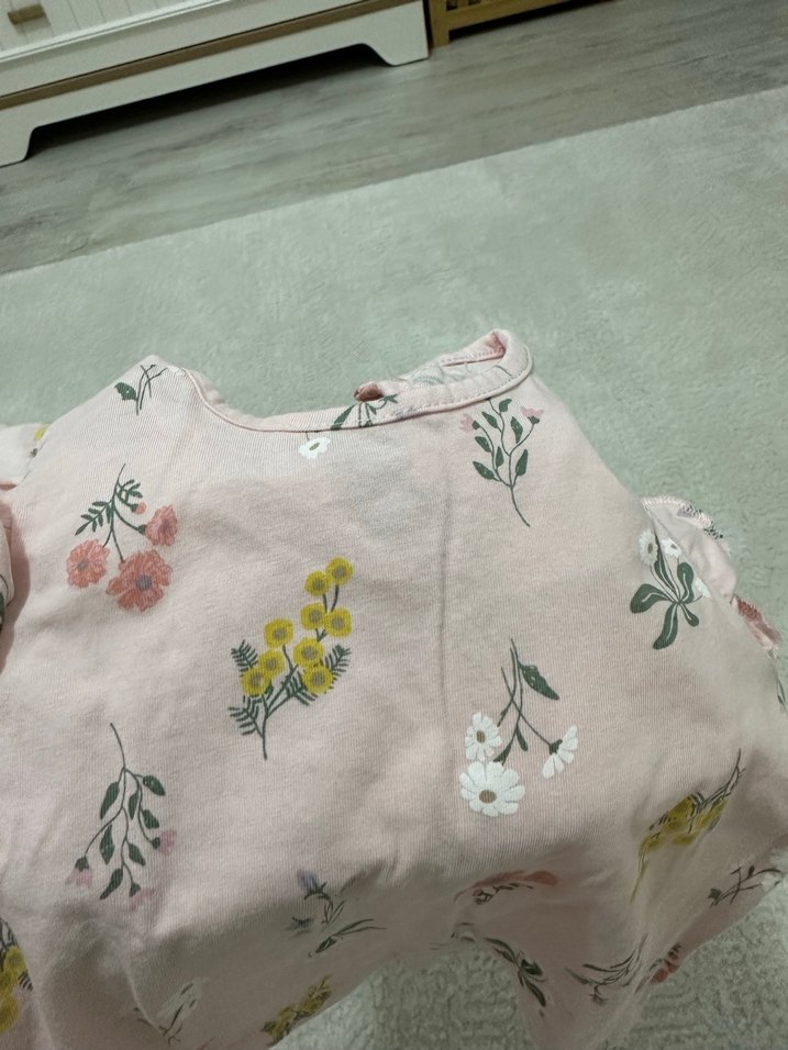 Kız Çocuk Renkli Çiçek Desenli Kolsuz Tişört - Görsel 3