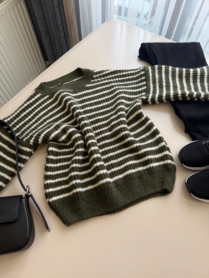 Çizgili Örgü Kadın Kazak - Görsel 3