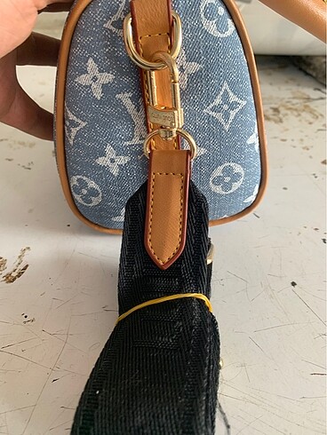 Louis Vuitton bayan çapraz çanta