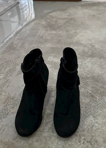 Siyah Süet Tokalı Blok Topuklu Kadın Bot - Görsel 5