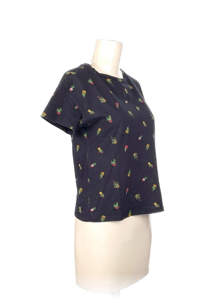 Defacto T-shirt %70 İndirimli. - Görsel 2