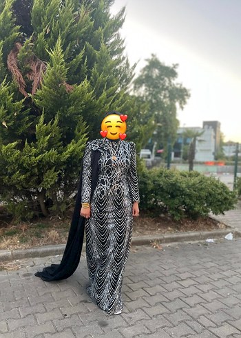 Yılan Desenli Drapeli Siyah Uzun Abiye