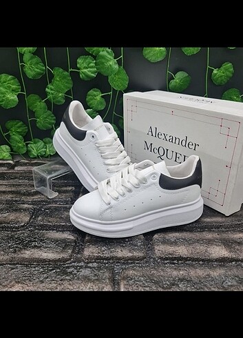 37 Beden beyaz Renk ALEXANDER MCQUEEN Kadın ve Erkek spor ayakkabi 