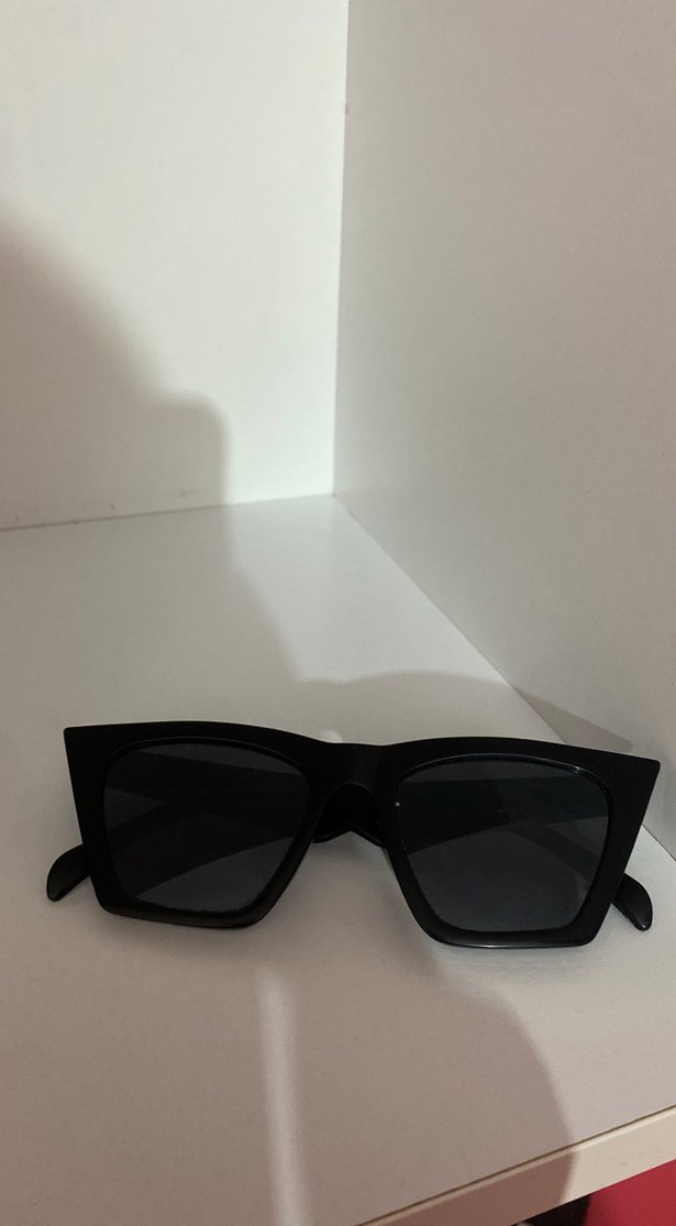 Siyah Minimalist Gotik Kadın Gözlüğü - Görsel 2