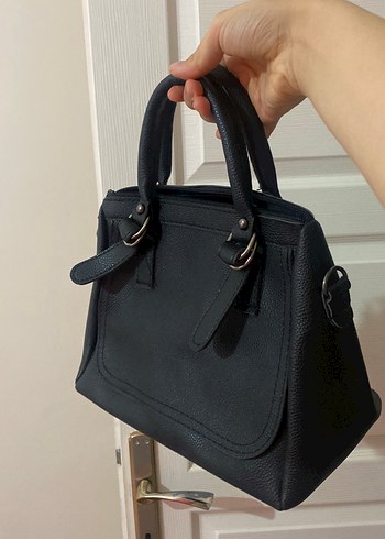 Siyah Deri Tokalı Kadın Çanta - Görsel 2