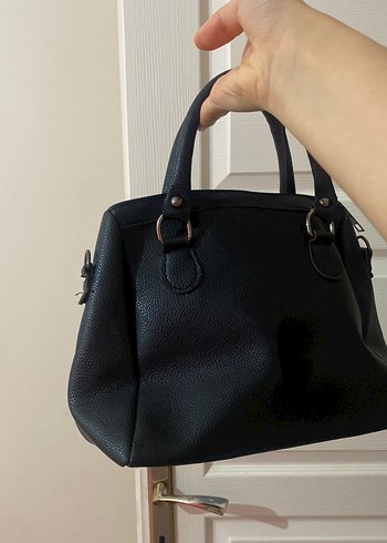 Siyah Deri Tokalı Kadın Çanta - Görsel 3