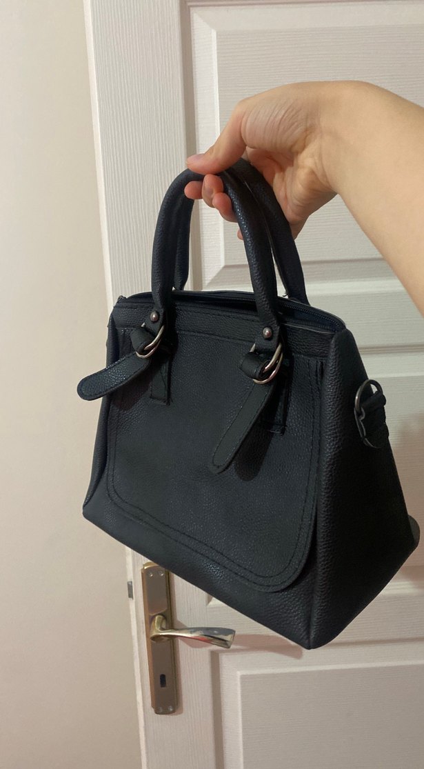 Siyah Deri Tokalı Kadın Çanta - Görsel 2