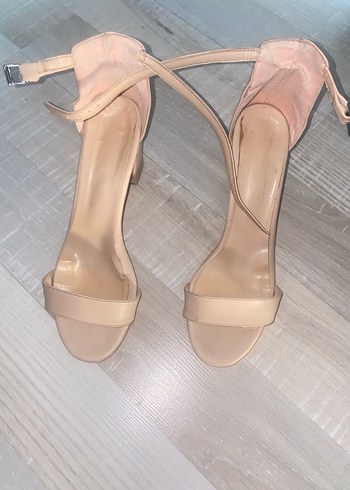 Abentiny Bej Minimalist Stiletto Topuklu Kadın Ayakkabı