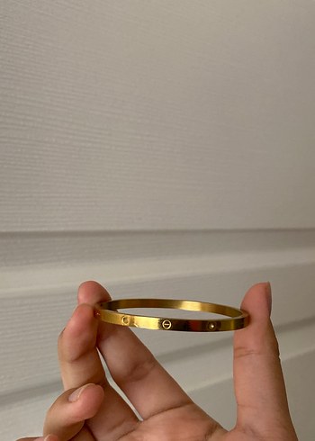 Beden altın Renk Minimalist Altın Renkli Tokalı Bilezik /Cartier gold bileklik