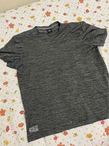 Unisex tşört