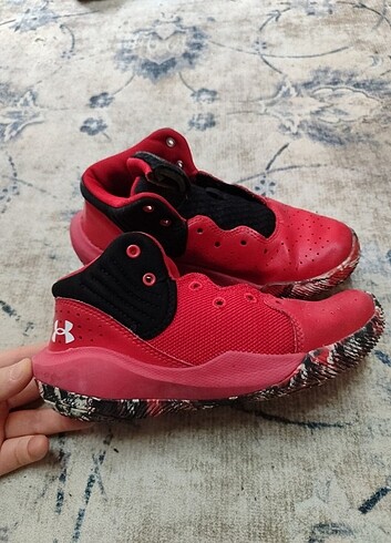 Diğer Under armour basketbol cocuk ayakkabısı