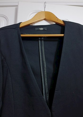 Dantel Detaylı Siyah Mini Blazer - Görsel 4