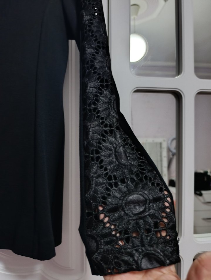 Dantel Detaylı Siyah Mini Blazer - Görsel 3