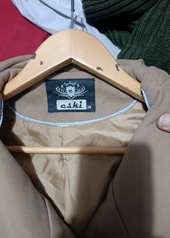 Bej Düğmeli Modern Klasik Kadın Kaban - Görsel 4