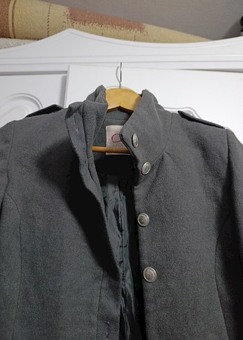 Düğmeli Gri Kadın Kaban - Görsel 3