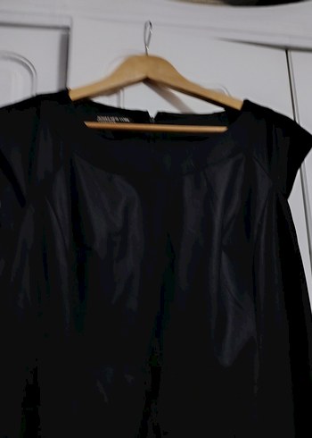 Kemer Detaylı Siyah Midi Kalem Elbise - Görsel 3