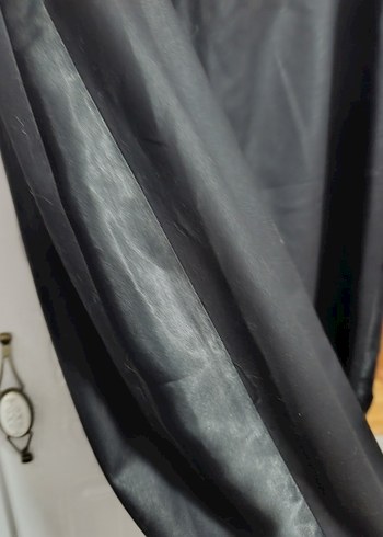 Kemer Detaylı Siyah Midi Kalem Elbise - Görsel 4