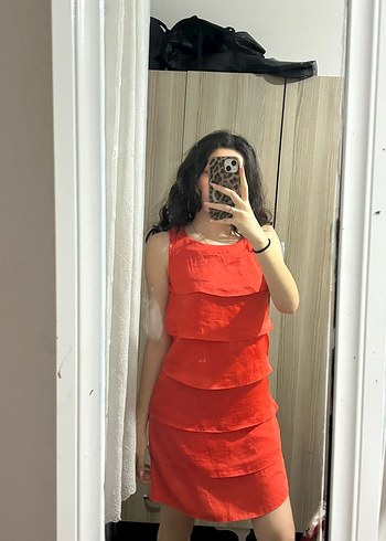 s Beden kırmızı Renk Kolsuz Midi Elbise Kat Kat Fırfır Detaylı