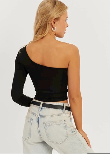 Tek Kollu Siyah Mini Denim Bluz