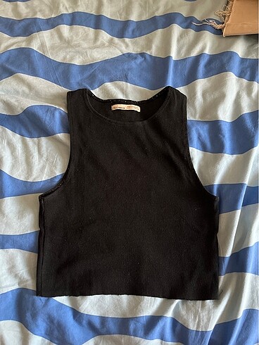 Pull & Bear crop