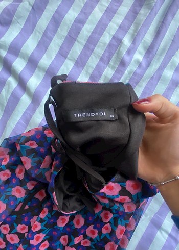 Çiçekli elbise - Görsel 4