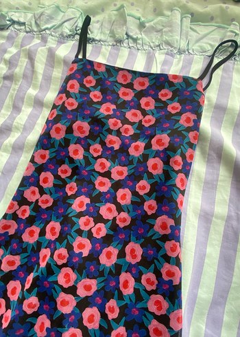 Çiçekli elbise - Görsel 2