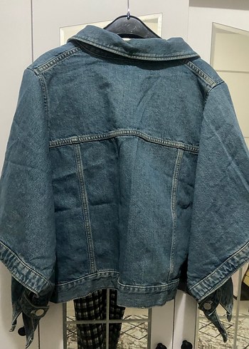Düğmeli Kısa Kollu Mavi Denim Ceket - Görsel 4