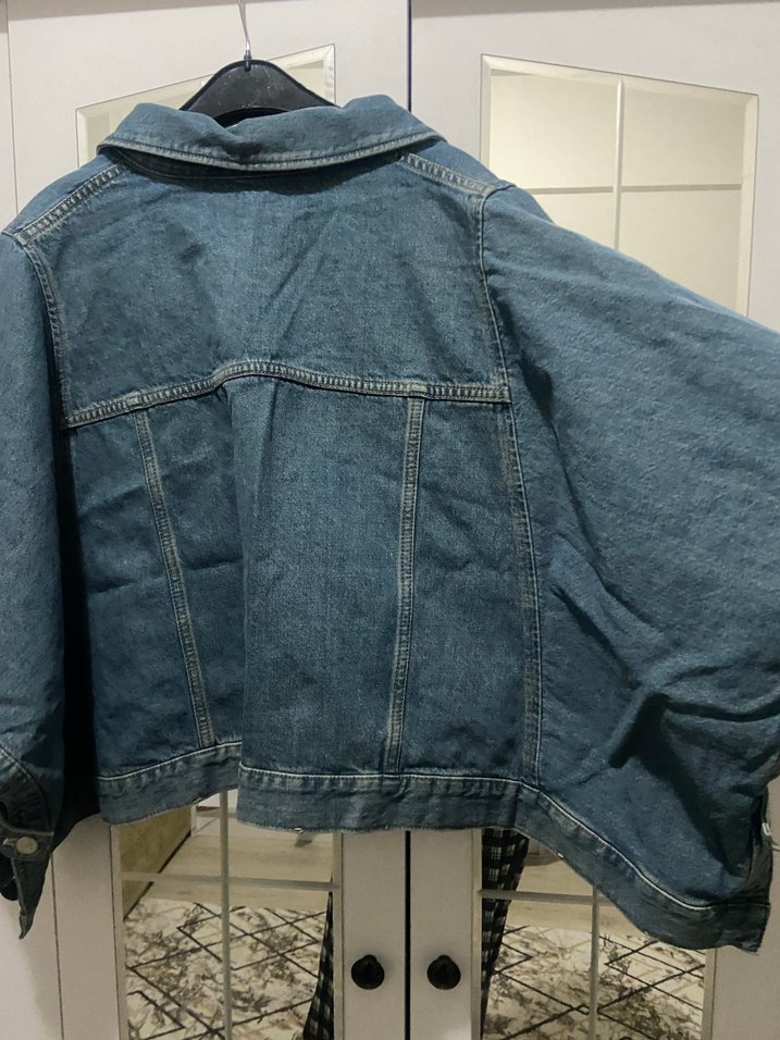 Düğmeli Kısa Kollu Mavi Denim Ceket - Görsel 5