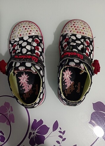 25 Beden çeşitli Renk Skechers çocuk ayakkabı