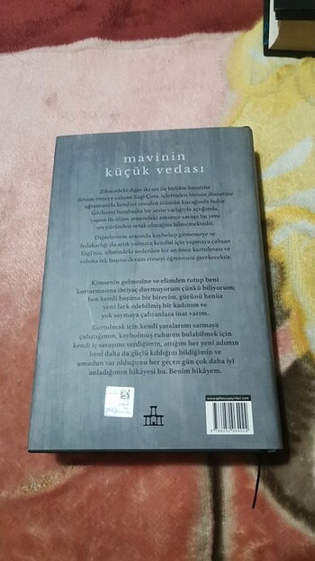 Mavinin küçük vedası Zeynep Sey