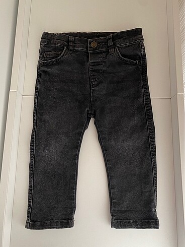 LC Waikiki Jean.