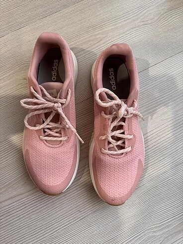 Adidas ayakkabı
