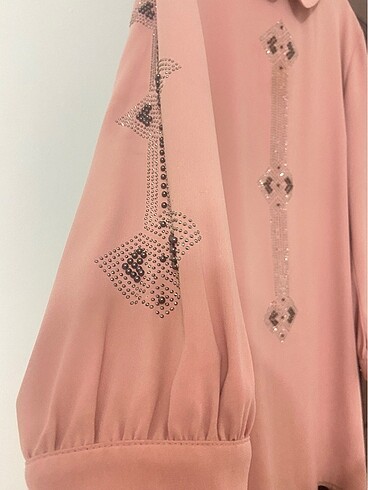 Pudra tunik