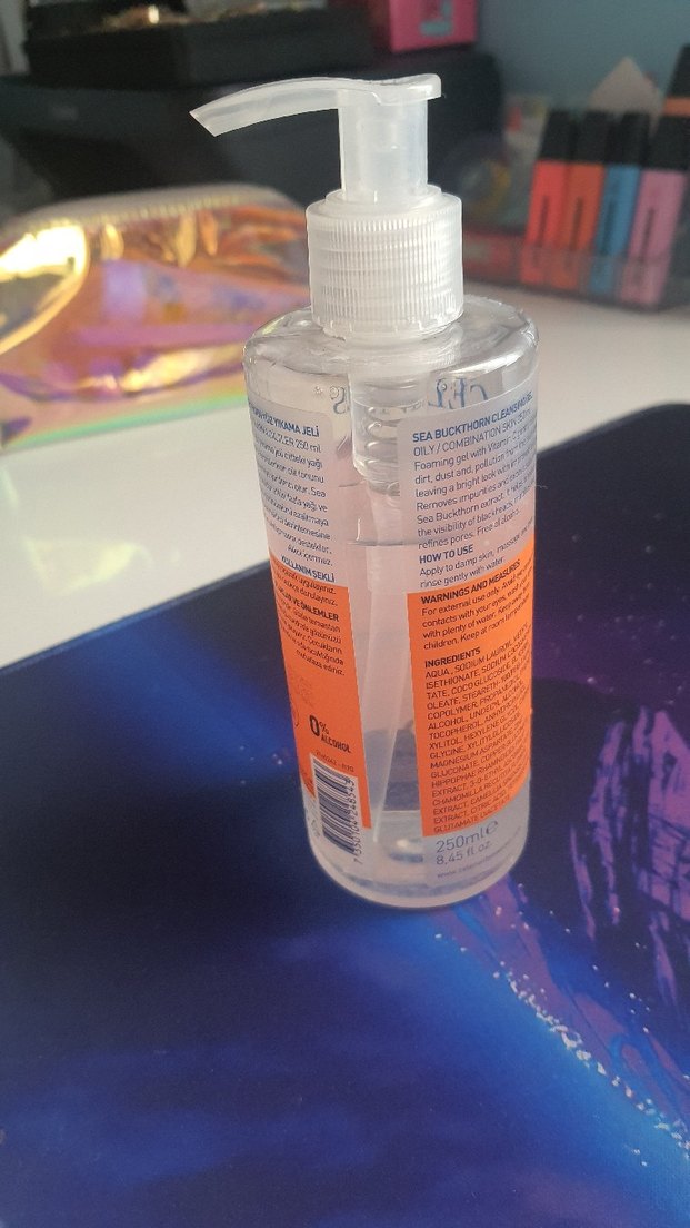 Vitamin C+ Yüz Yıkama Jeli - Yağlı ve Karma Cilt - Görsel 2