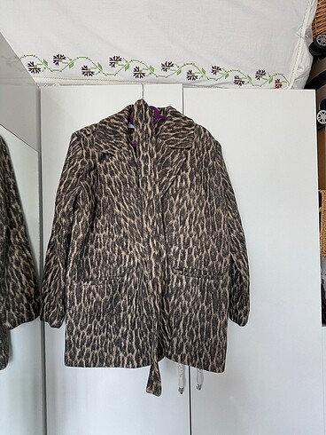 Leopar kaşe ceket