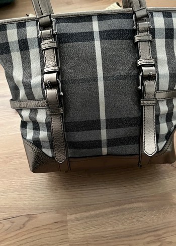 Burberry  Çanta - Görsel 2
