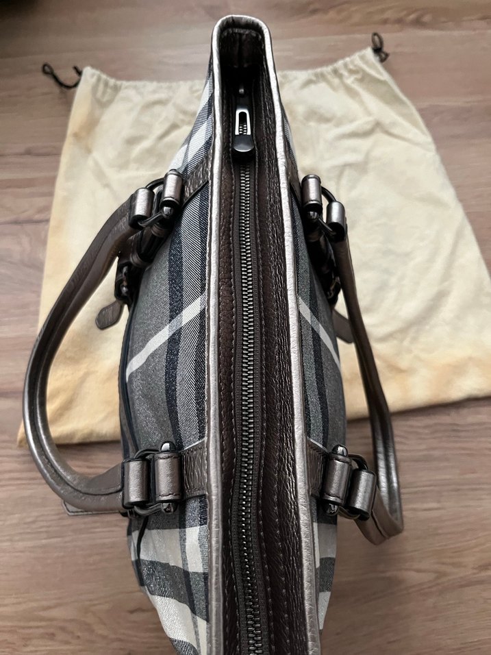 Burberry  Çanta - Görsel 5