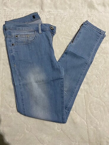 Lc Waikiki Jean