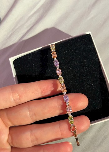 Beden Swarovski taşlı gümüş içerikli bileklik