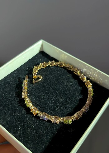 Diğer Swarovski taşlı gümüş içerikli bileklik
