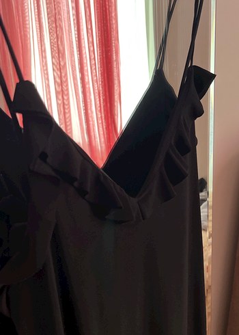 Zara Fırfırlı Uzun Elbise