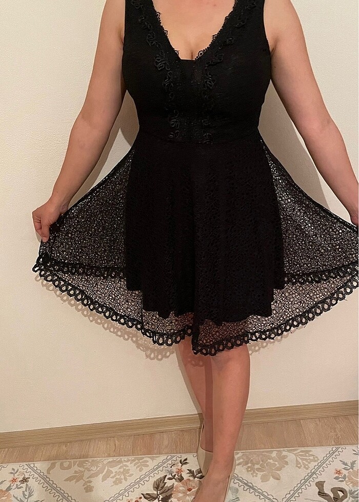 Siyah dantel elbise - Görsel 3