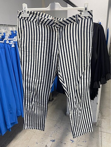 Laciver beyaz cizgili pantolon 44 beden lcw markası - Görsel 2
