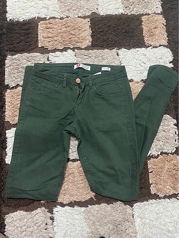 Yeşil pantolon