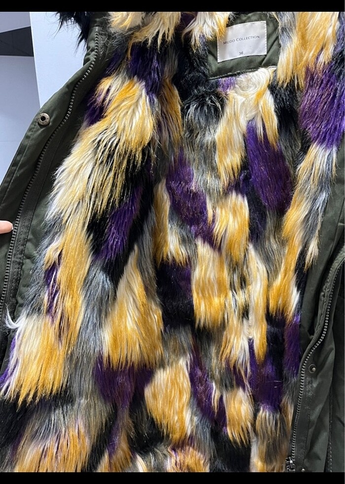 Mudo İçi Tüylü Parka - Görsel 2