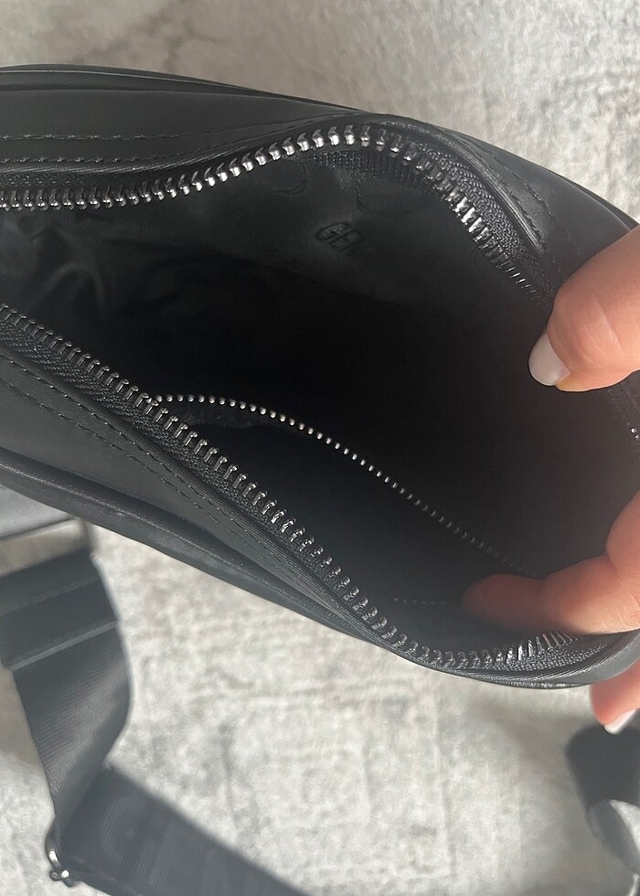 Mini Postacı Askılı Çanta - Görsel 2