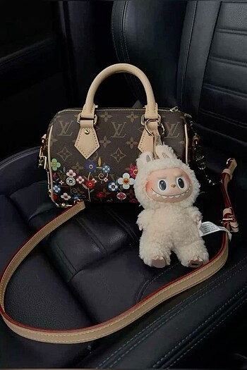 Beden Labubu monster charm